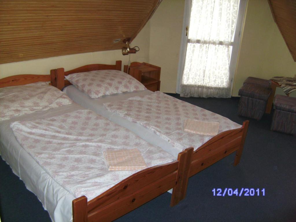 Szemesi Villa Balatonszarszo Habitación foto